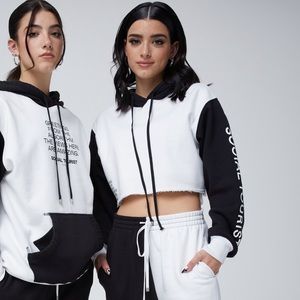 Hollister Social Tourist Black and White Greetings Hoodie Cropped